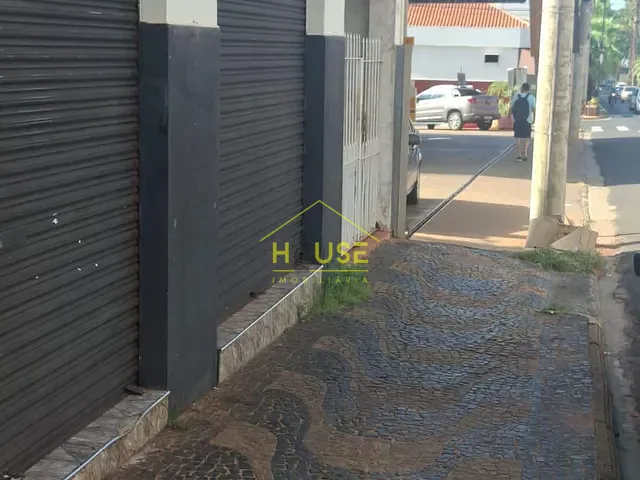 Casa com 420m² 4 quartos e 2 banheiros, à venda, no bairro Patrimônio Novo em Votuporanga