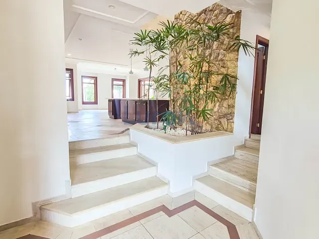 Casa com 880m² 3 quartos e 6 banheiros, à venda ou para alugar, no bairro Jardim Paiquerê em Valinhos