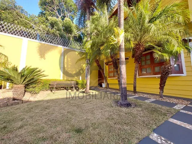 Casa com 490m² 4 quartos e 6 banheiros, à venda, no bairro Jardim Bela Vista em Jaguariúna