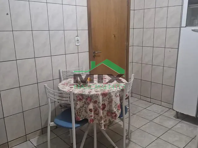 Casa 2 quartos e 2 banheiros, à venda, no bairro Taboão em Diadema