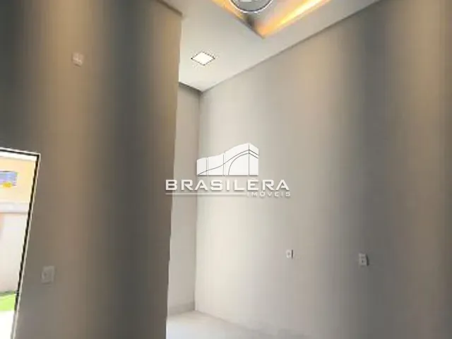 Casa 3 quartos e 2 banheiros, à venda, no bairro Residencial Monte Pascoal em Goiânia