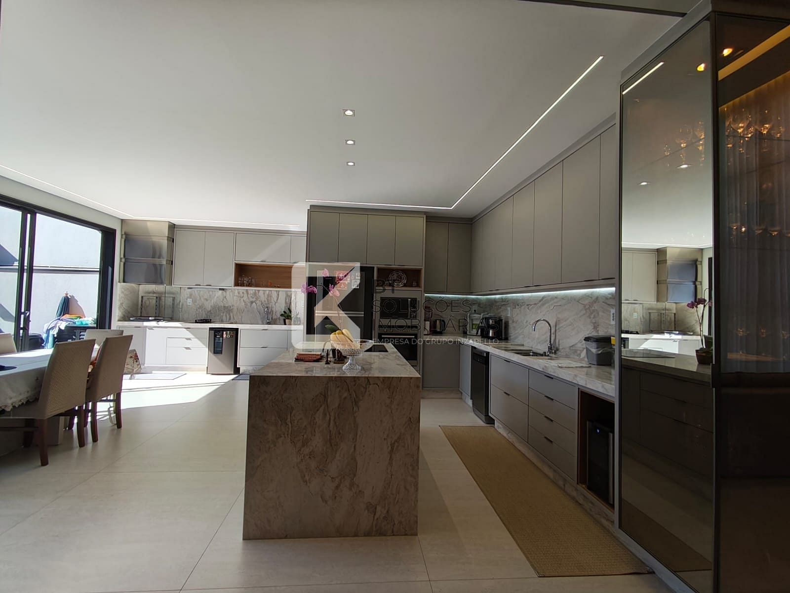 Casa, 3 quartos, 211 m² - Foto 6