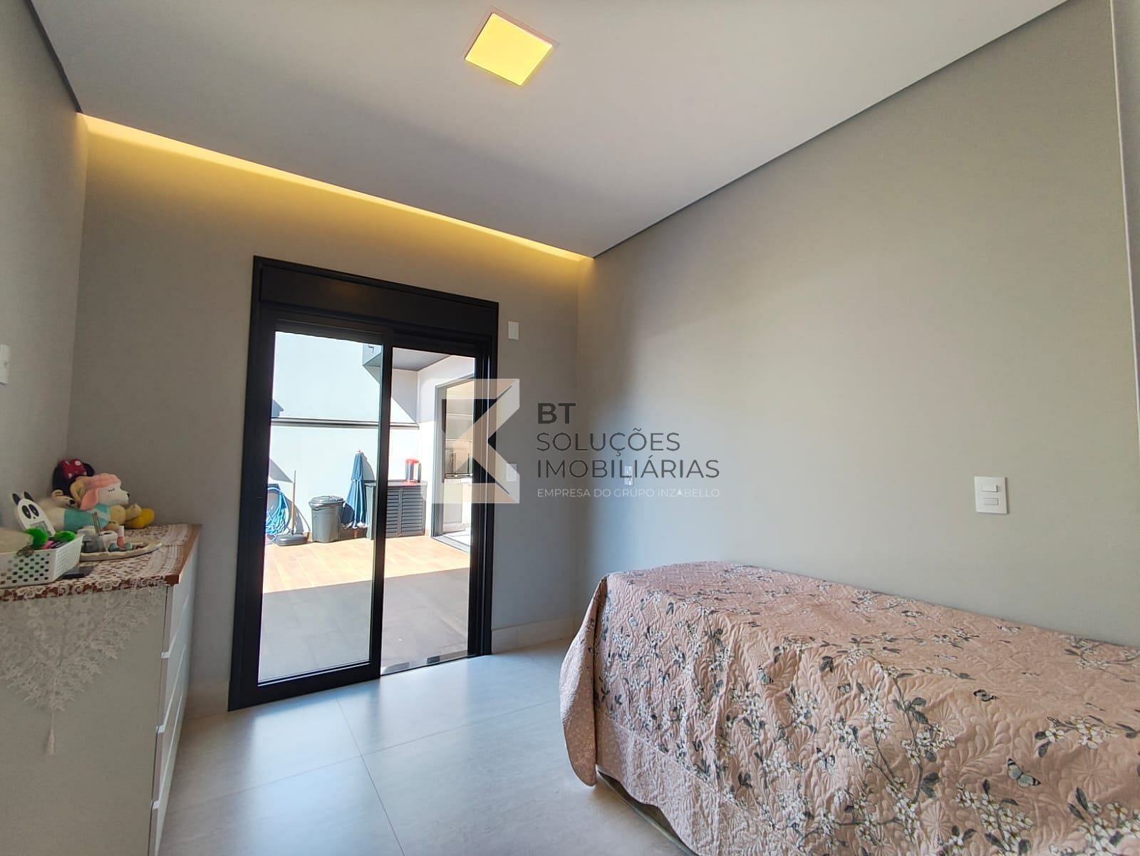 Casa, 3 quartos, 211 m² - Foto 13