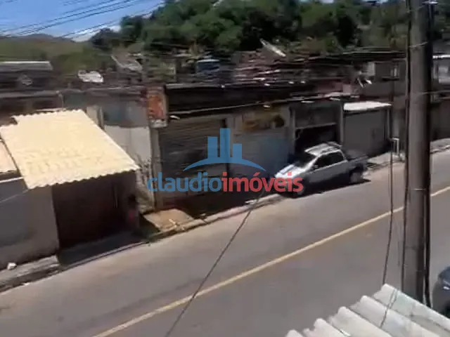 Casa 2 quartos e 1 banheiro, à venda, no bairro Vila Rica em Volta Redonda