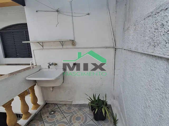 Casa com 35m² 1 quarto e 1 banheiro, para alugar, no bairro Paulicéia em São Bernardo do Campo