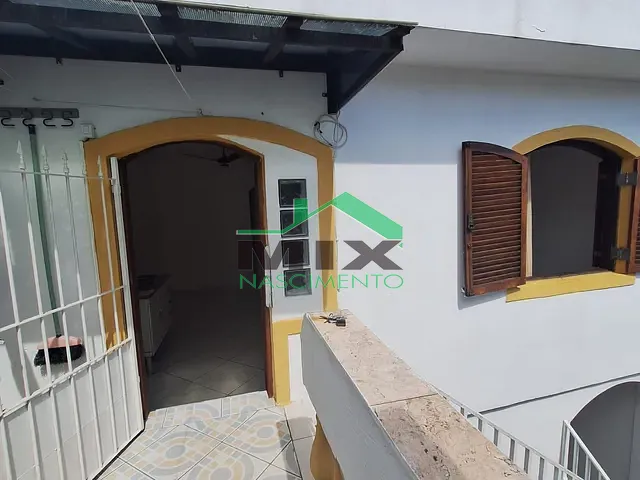 Casa com 35m² 1 quarto e 1 banheiro, para alugar, no bairro Paulicéia em São Bernardo do Campo
