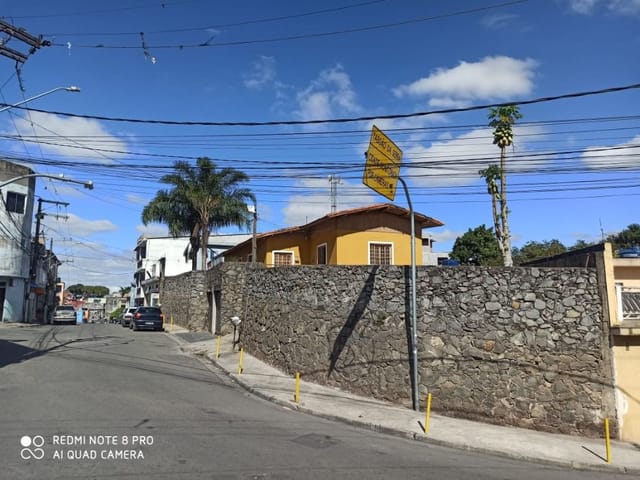 Casa com 370m² 3 quartos e 2 banheiros, à venda, no bairro Parque Esplanada em Embu das Artes