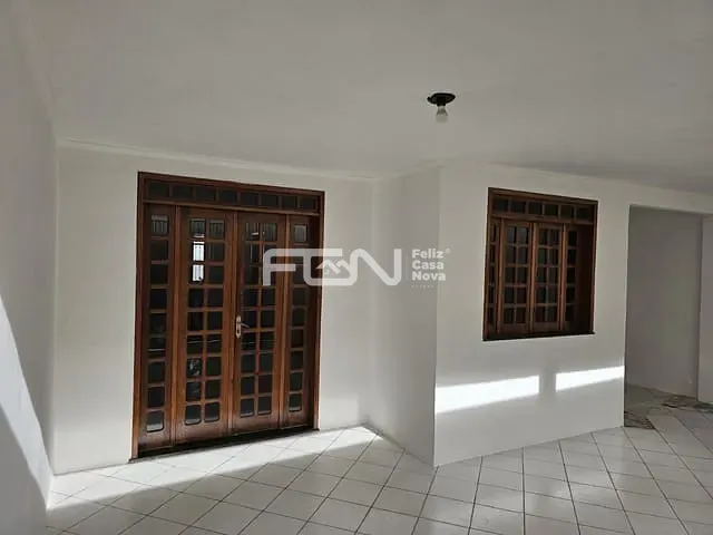 Casa com 140m² 2 quartos e 3 banheiros, à venda, no bairro Alto da Bela Vista em Camaçari