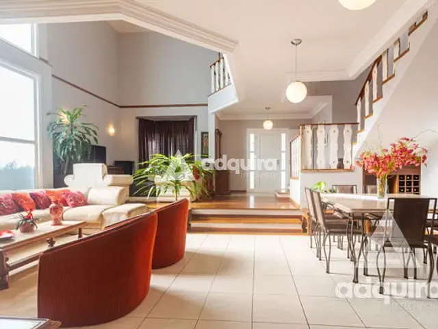 Sobrado com 525m² 4 quartos e 6 banheiros, à venda, no bairro Estrela em Ponta Grossa