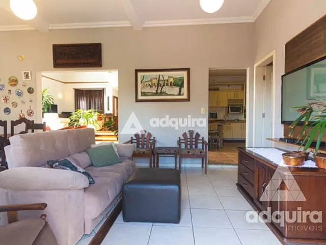 Sobrado com 525m² 4 quartos e 6 banheiros, à venda, no bairro Estrela em Ponta Grossa