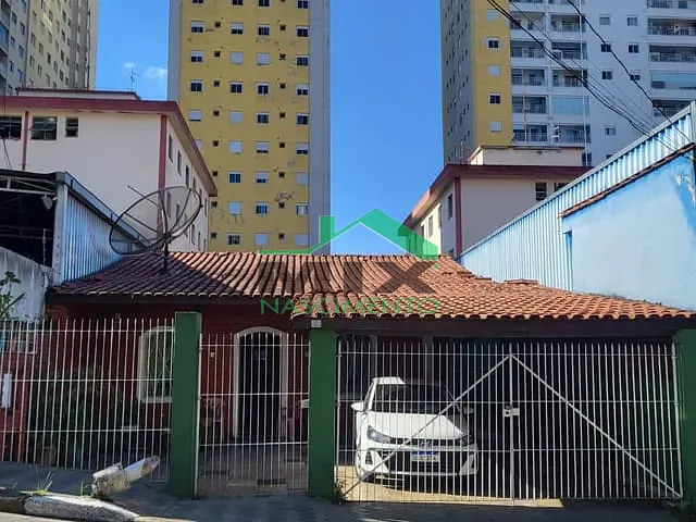 Casa 3 quartos e 2 banheiros, à venda, no bairro Centro em Diadema