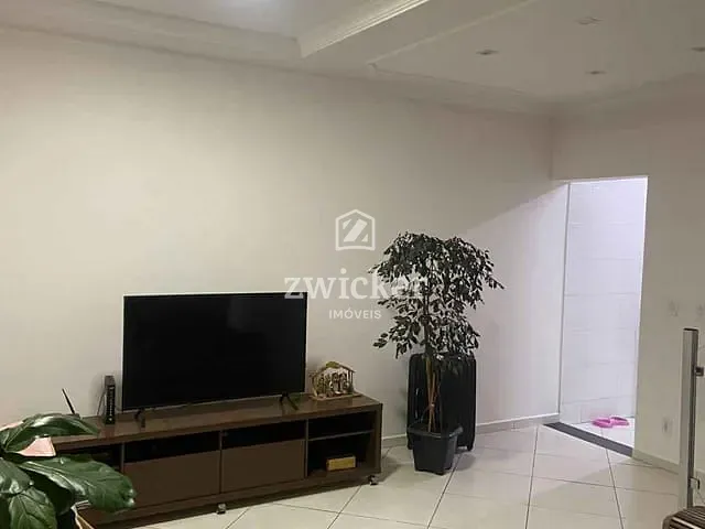 Casa com 127m² 3 quartos e 2 banheiros, à venda, no bairro Vila Jardim Celina em Bauru