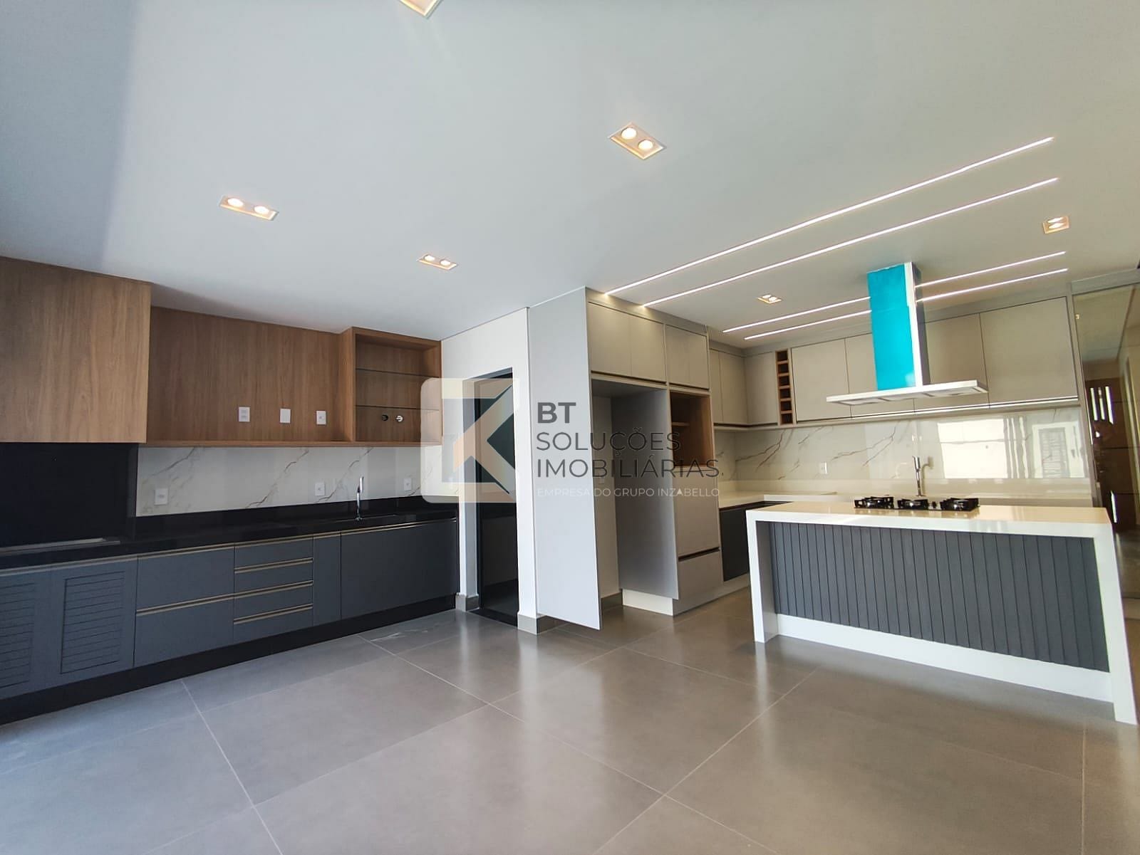 Casa, 3 quartos, 210 m² - Foto 2