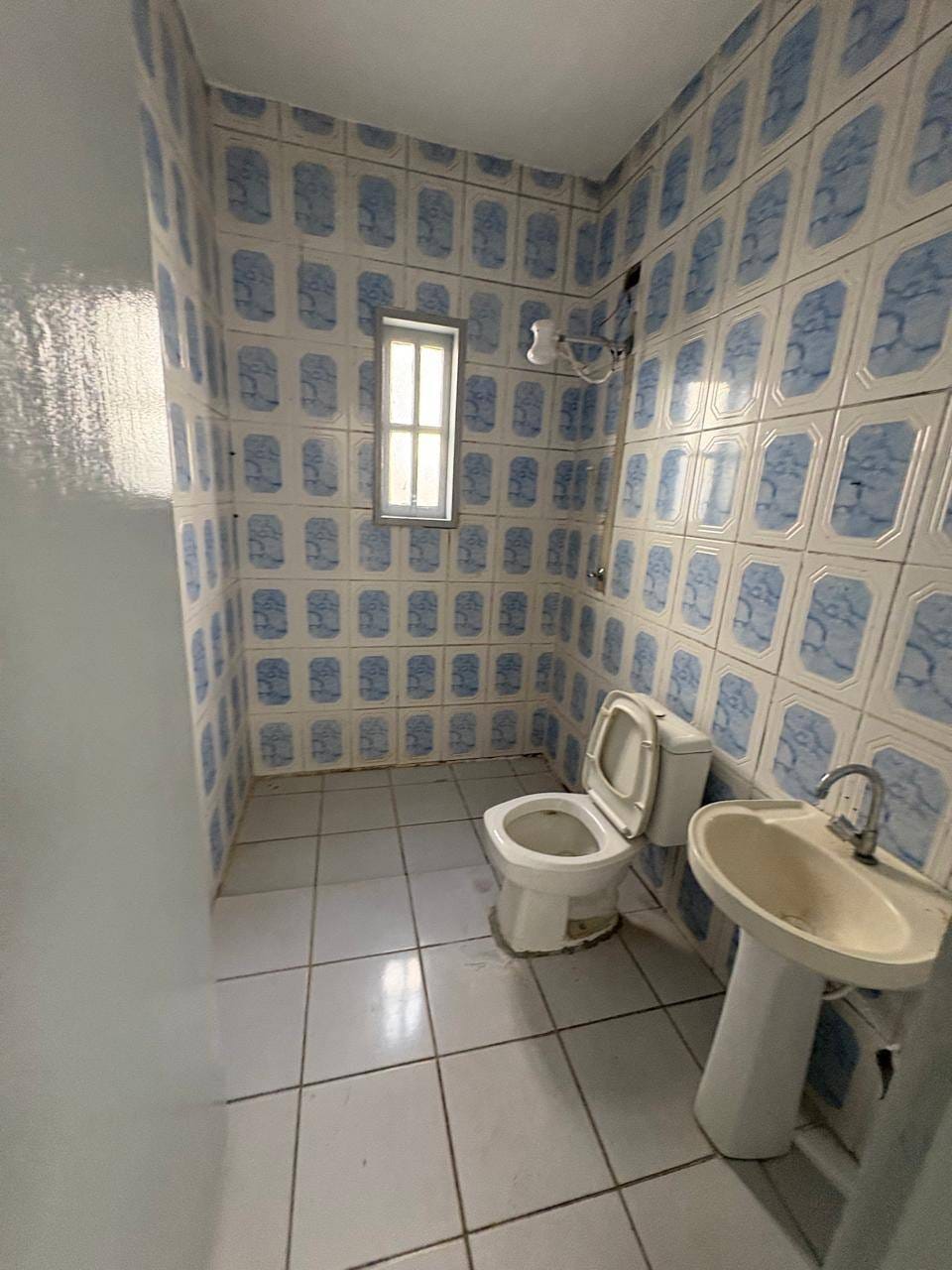 Casa para alugar com 2 quartos, 100m² - Foto 12