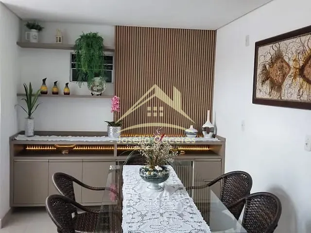 Casa 3 quartos e 3 banheiros, à venda, no bairro Jardim Imperial em Cuiabá