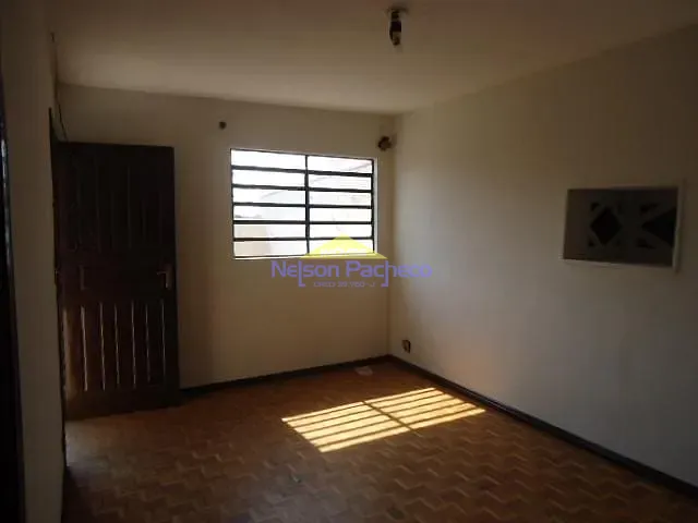 Casa com 220m² 2 quartos e 1 banheiro, à venda, no bairro Maria Amélia em Capivari