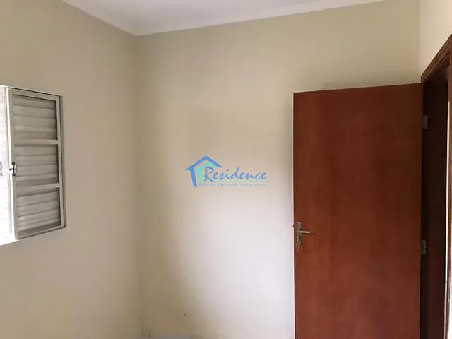 Casa com 250m² 2 quartos e 2 banheiros, à venda, no bairro Chácaras Alvorada em Indaiatuba