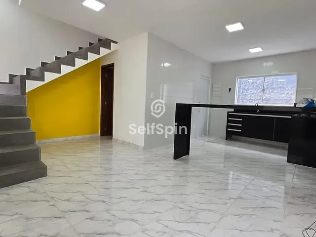 Casa 2 quartos e 2 banheiros, para alugar, no bairro Jardim Atlântico Oeste (Itaipuaçu) em Maricá