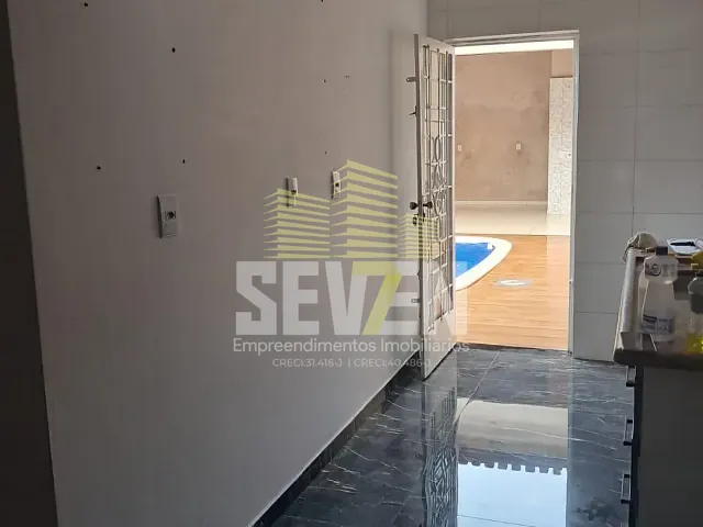 Casa com 252m² 5 quartos e 4 banheiros, à venda, no bairro Jardim Petrópolis em Bauru
