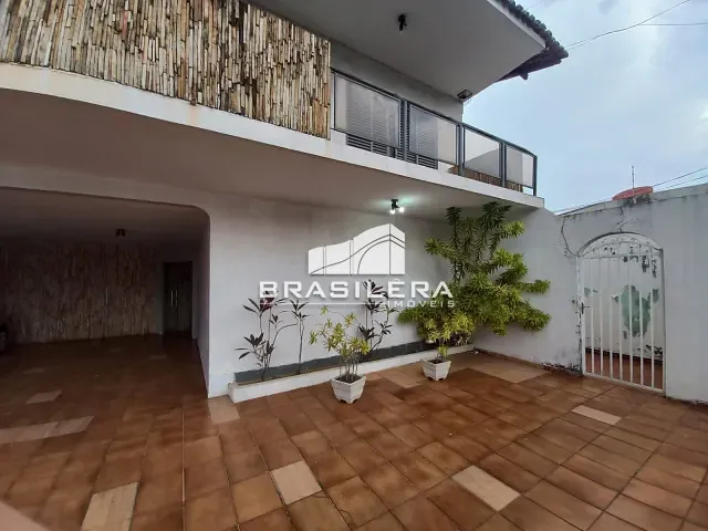 Casa com 540m² 5 quartos e 7 banheiros, à venda, no bairro Jardim América em Goiânia