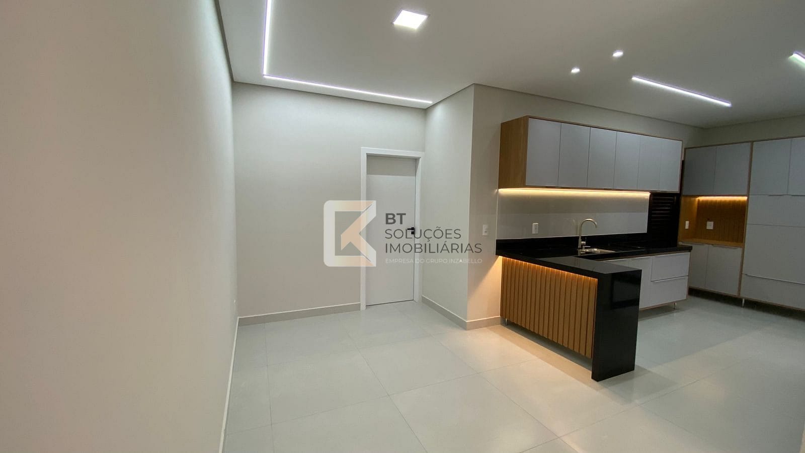 Casa à venda com 3 quartos, 115m² - Foto 8
