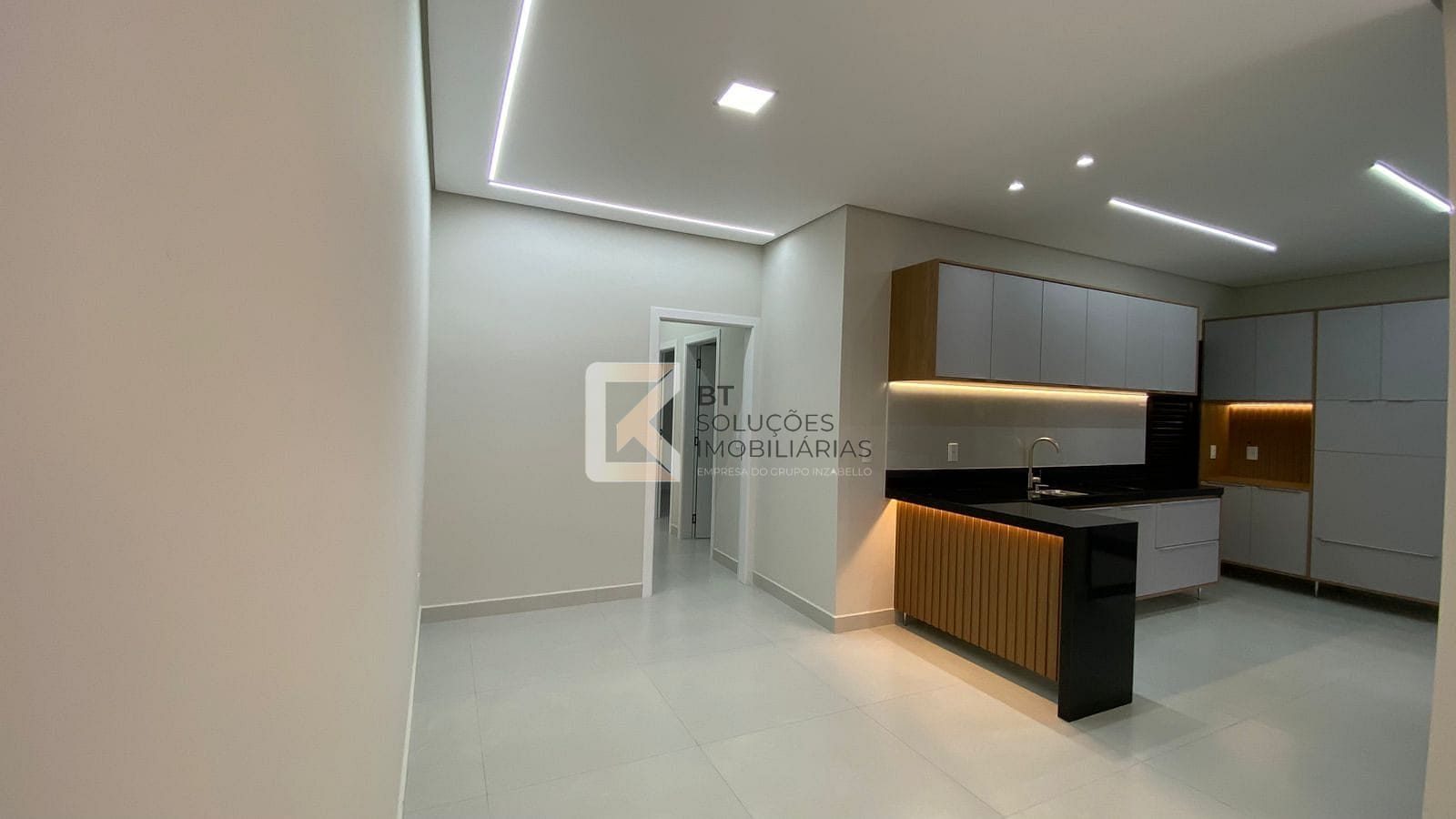 Casa à venda com 3 quartos, 115m² - Foto 9