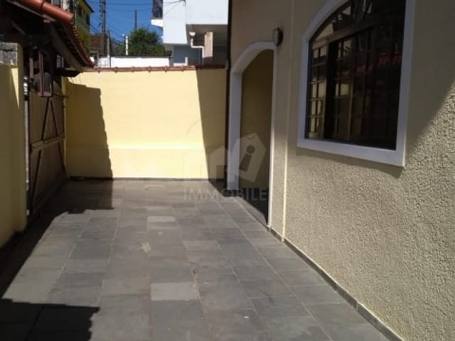 Casa com 400m² 2 quartos e 1 banheiro, à venda, no bairro Saldanha Marinho em Petrópolis