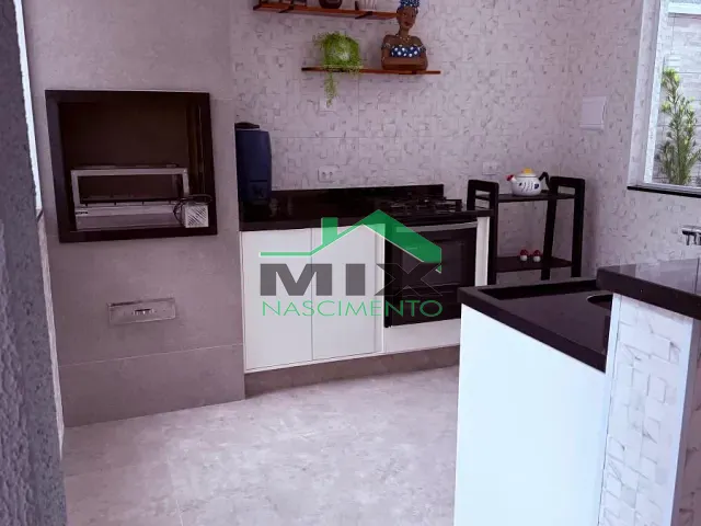 Casa com 371m² 5 quartos e 5 banheiros, à venda, no bairro Vila Santo Antônio em Cotia