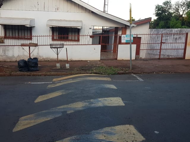 Casa com 462m², à venda, no bairro Jardim vitória em Cambé