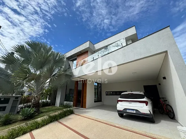 Casa 3 quartos e 4 banheiros, à venda, no bairro Piracangaguá em Taubaté