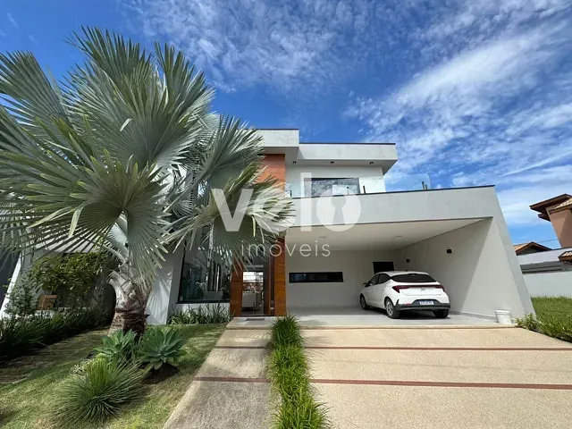 Casa 3 quartos e 4 banheiros, à venda, no bairro Piracangaguá em Taubaté