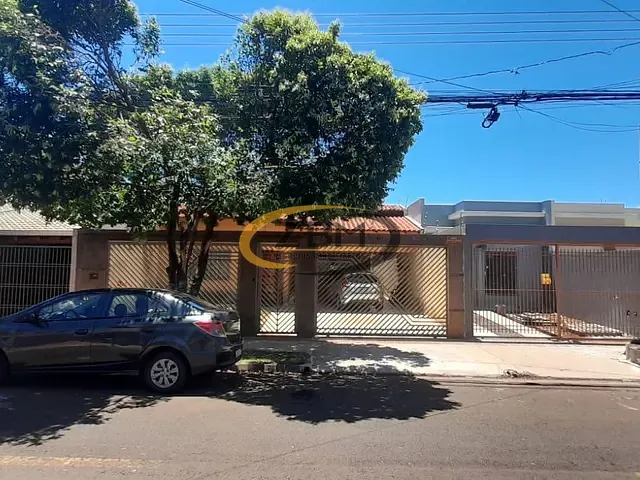 Casa com 250m² 3 quartos e 3 banheiros, à venda, no bairro Jardim Pequena Londres em Londrina