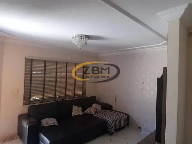 Casa com 250m² 3 quartos e 3 banheiros, à venda, no bairro Jardim Pequena Londres em Londrina