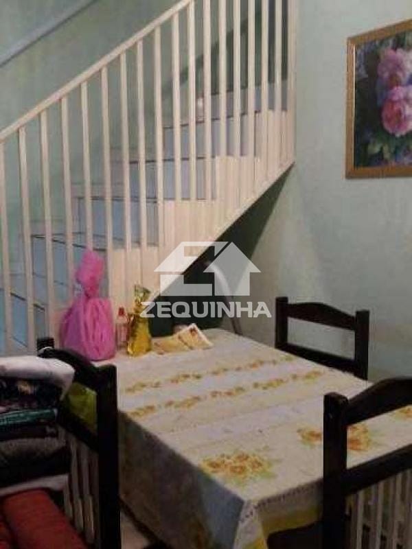Casa, 2 quartos, 94 m² - Foto 1