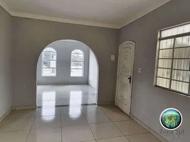 Casa com 120m² 2 quartos e 1 banheiro, à venda, no bairro Vila Barcelona em Sorocaba