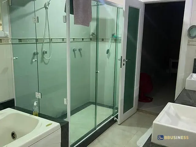 Casa 4 quartos e 7 banheiros, à venda, no bairro Bosque das Acácias em Campos dos Goytacazes