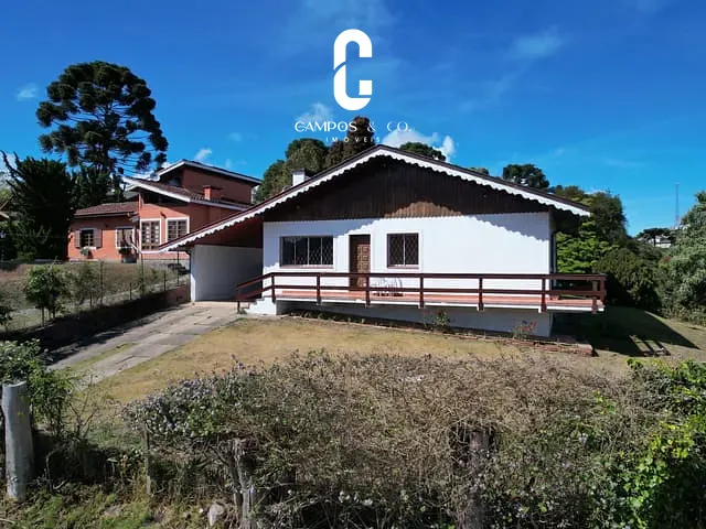 Casa com 860m² 4 quartos e 4 banheiros, à venda, no bairro Vila Nova SuÍça em Campos do Jordão