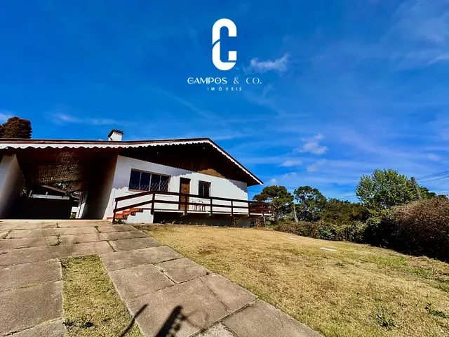 Casa com 860m² 4 quartos e 4 banheiros, à venda, no bairro Vila Nova SuÍça em Campos do Jordão