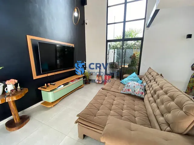 Casa com 254m² 3 quartos e 2 banheiros, à venda, no bairro Loteamento Morada das Flores em Cambé