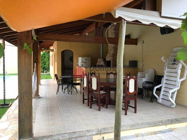 Casa com 720m², à venda, no bairro Jardim Residencial Doutor Lessa em Pindamonhangaba
