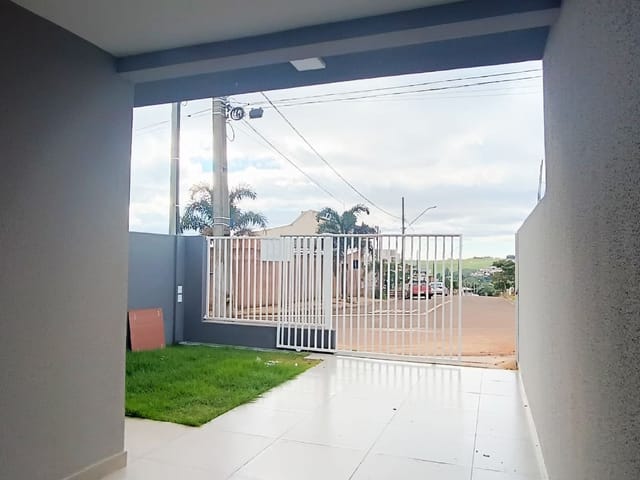 Casa com 126m² 2 quartos e 2 banheiros, à venda, no bairro Jardim Parana em Cambé