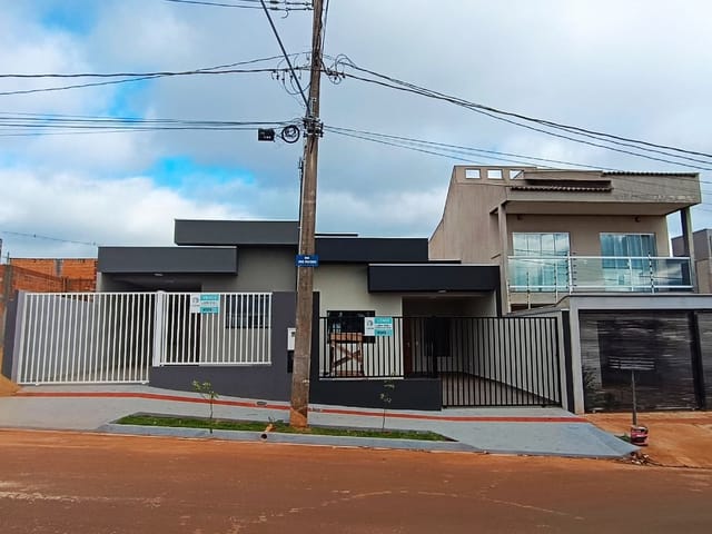 Casa com 126m² 2 quartos e 2 banheiros, à venda, no bairro Jardim Parana em Cambé