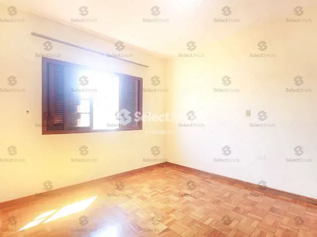 Casa com 142m² 3 quartos e 1 banheiro, à venda, no bairro Jardim Zaira em Mauá