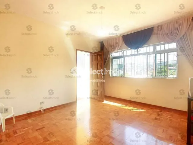 Casa com 142m² 3 quartos e 1 banheiro, à venda, no bairro Jardim Zaira em Mauá