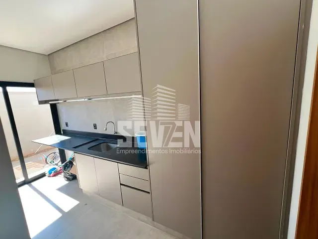Casa com 400m² 4 quartos e 5 banheiros, à venda, no bairro Residencial Tamboré em Bauru