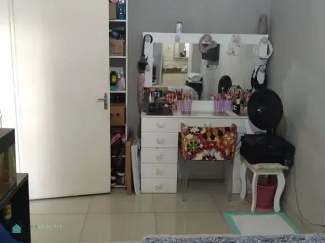 Casa com 200m² 3 quartos e 3 banheiros, à venda, no bairro Vila Bancária Munhoz em São Paulo