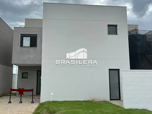 Casa 4 quartos e 4 banheiros, à venda, no bairro Jardim Goiás em Goiânia