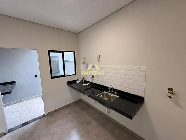 Casa com 161m² 2 quartos e 2 banheiros, à venda, no bairro Jardim Santa Marta III em Salto
