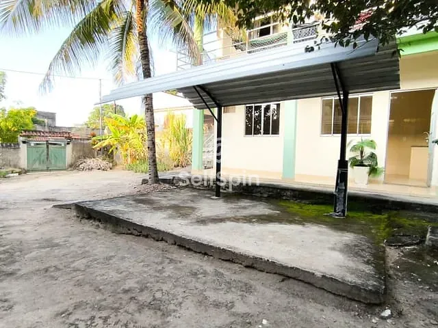 Casa 1 quarto e 1 banheiro, para alugar, no bairro Pacheco em São Gonçalo
