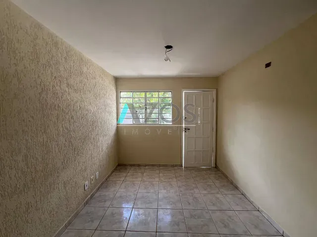Casa com 165m² 3 quartos e 1 banheiro, à venda, no bairro Das Graças em Colombo